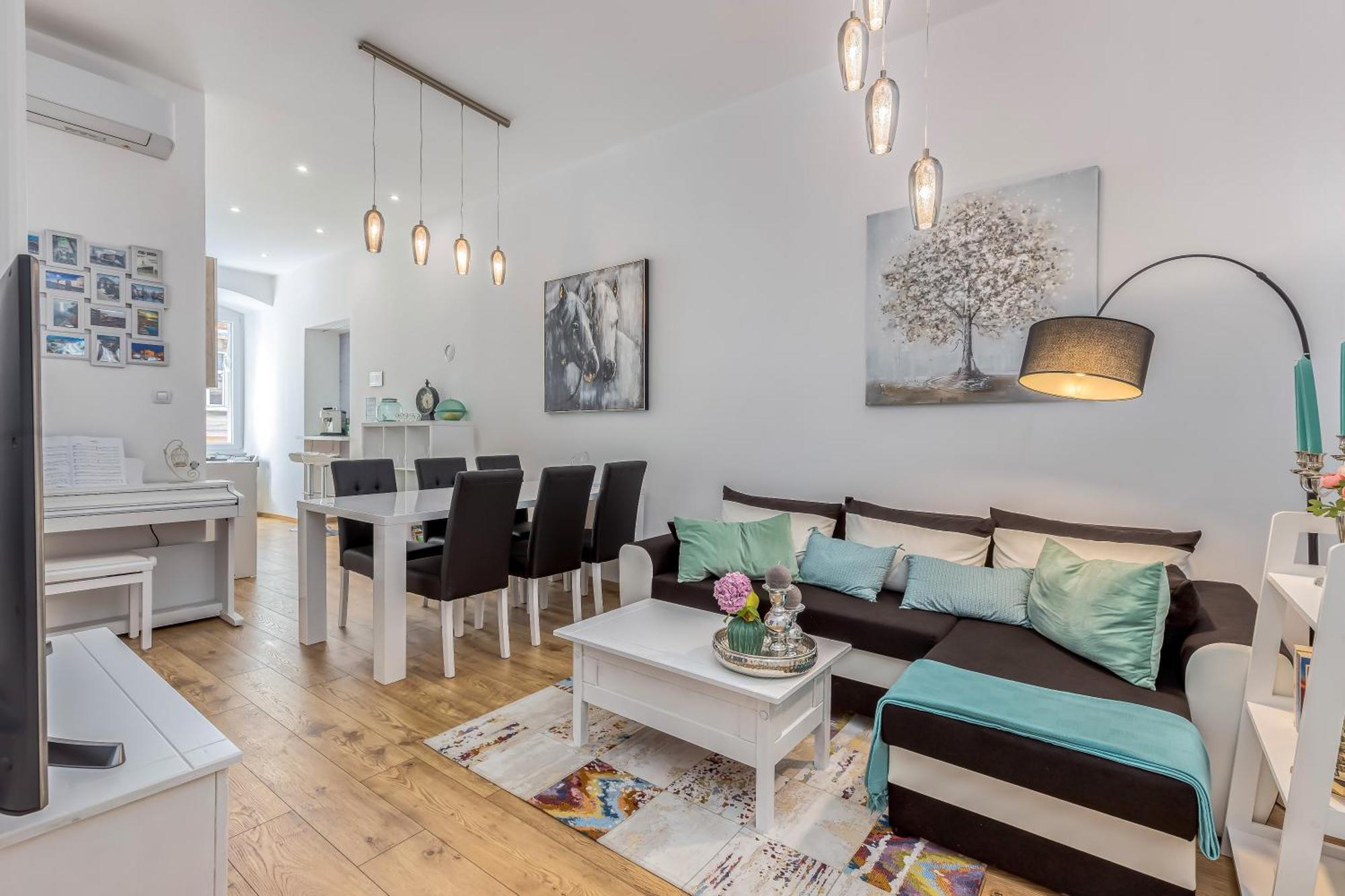 Galerija Apartment Rijeka Bagian luar foto