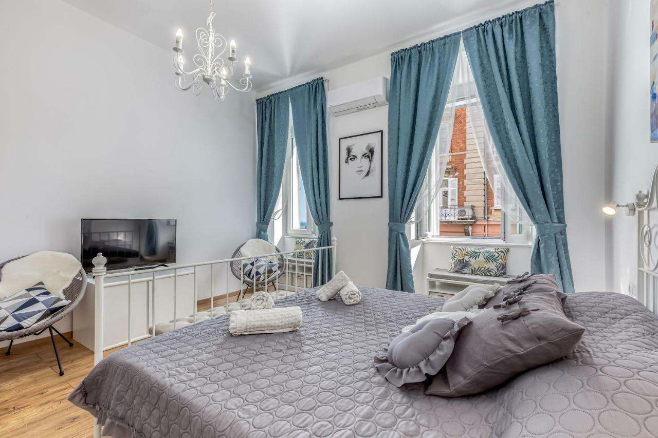Galerija Apartment Rijeka Bagian luar foto