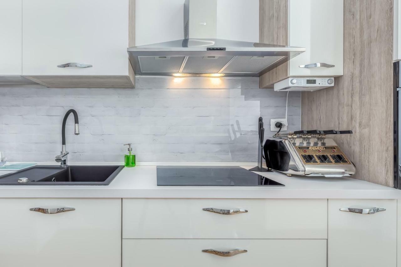 Galerija Apartment Rijeka Bagian luar foto