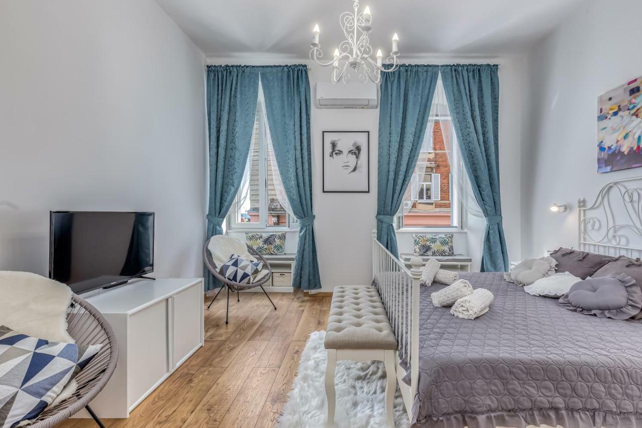 Galerija Apartment Rijeka Bagian luar foto
